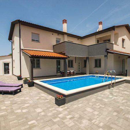 4 Stars Apartments-Pikula Fažana Εξωτερικό φωτογραφία