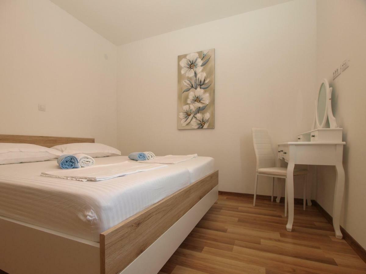 4 Stars Apartments-Pikula Fažana Εξωτερικό φωτογραφία