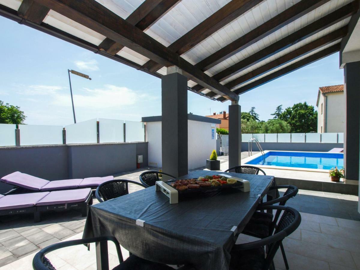 4 Stars Apartments-Pikula Fažana Εξωτερικό φωτογραφία
