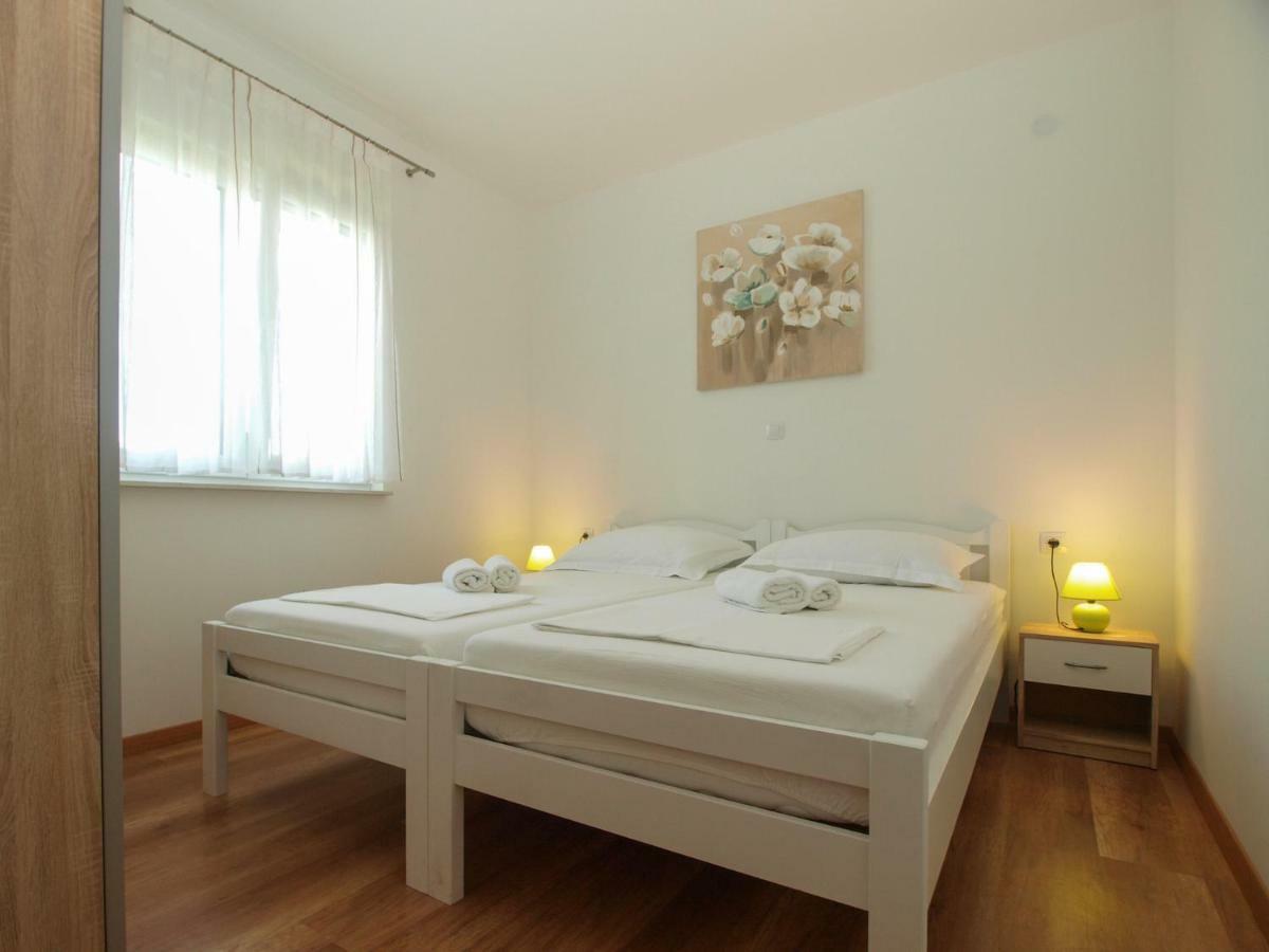 4 Stars Apartments-Pikula Fažana Εξωτερικό φωτογραφία