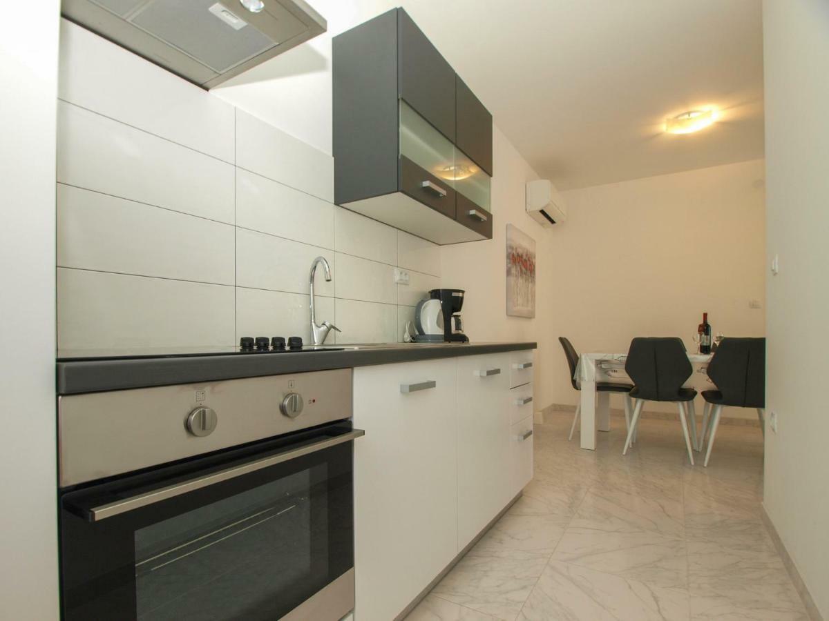 4 Stars Apartments-Pikula Fažana Εξωτερικό φωτογραφία