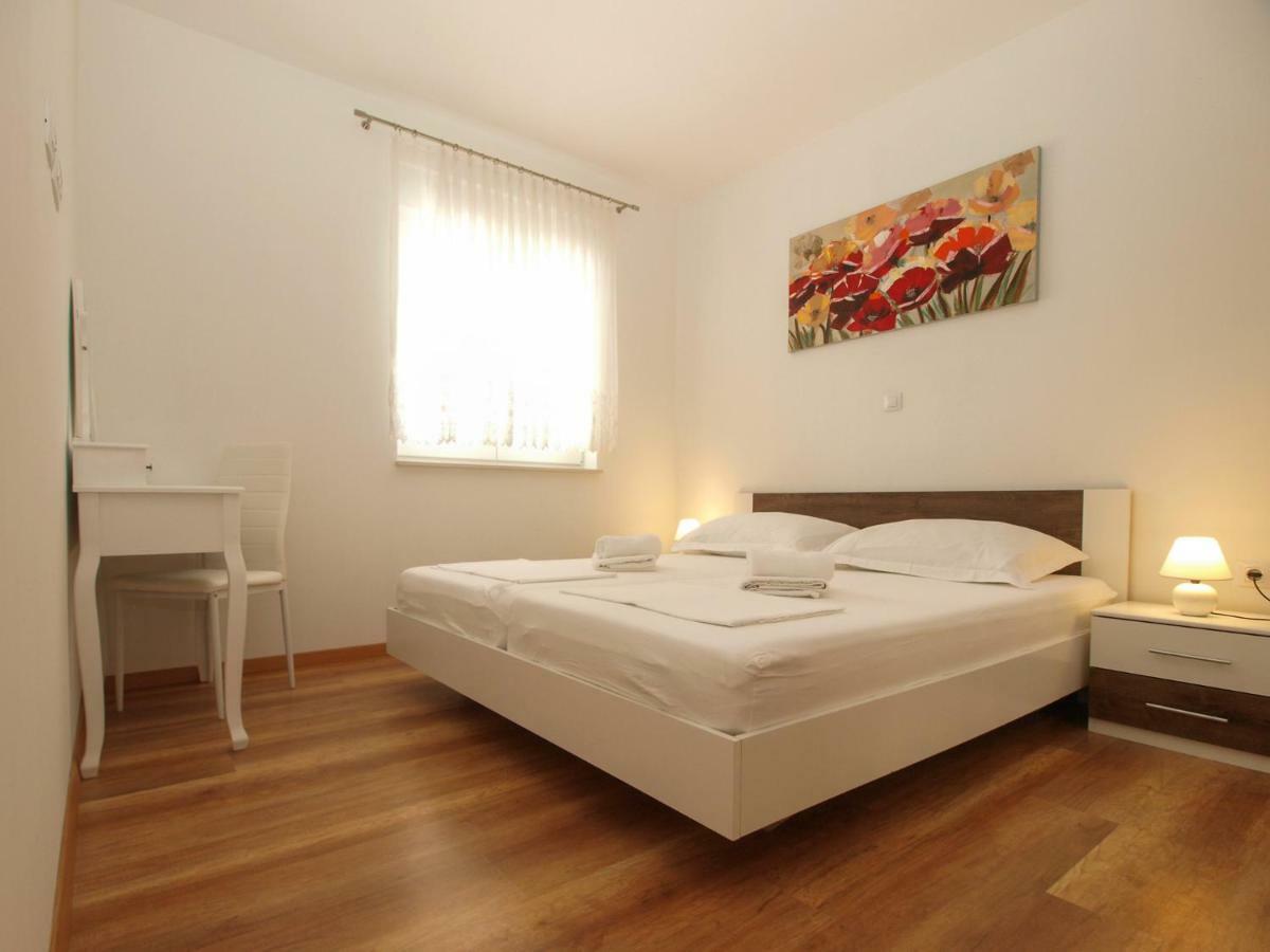 4 Stars Apartments-Pikula Fažana Εξωτερικό φωτογραφία