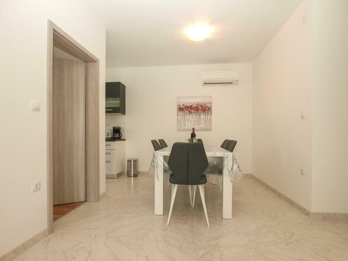 4 Stars Apartments-Pikula Fažana Εξωτερικό φωτογραφία