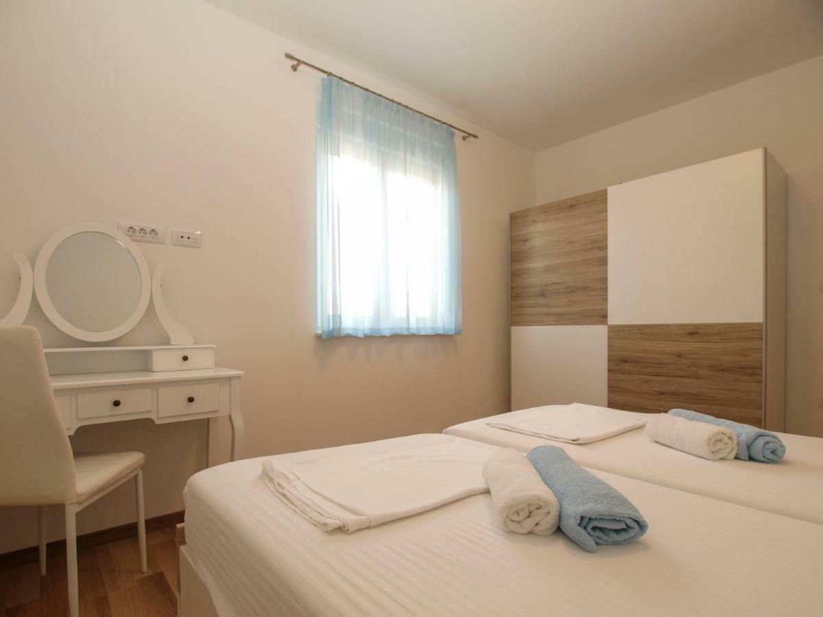 4 Stars Apartments-Pikula Fažana Εξωτερικό φωτογραφία