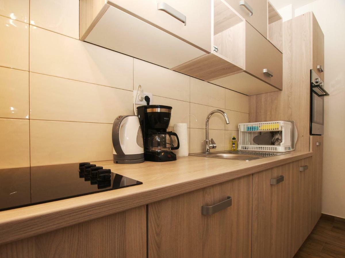 4 Stars Apartments-Pikula Fažana Εξωτερικό φωτογραφία
