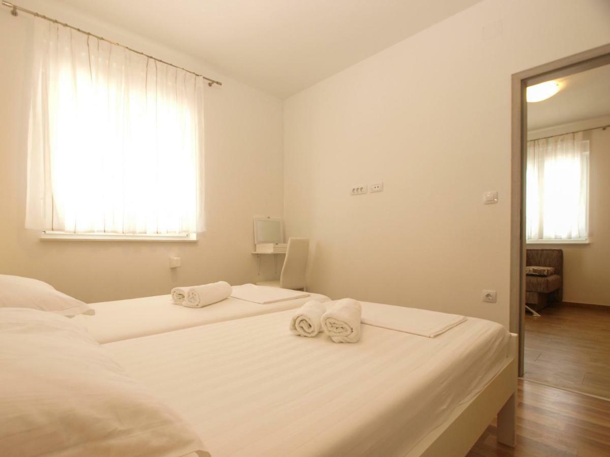 4 Stars Apartments-Pikula Fažana Εξωτερικό φωτογραφία